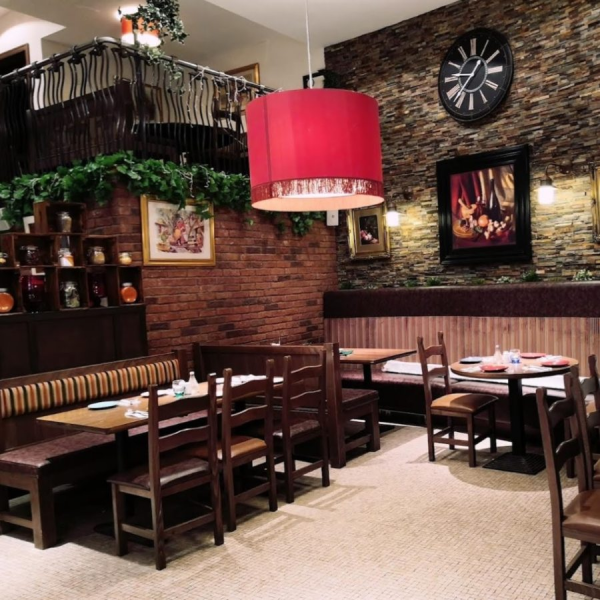 Exotic Dine-In