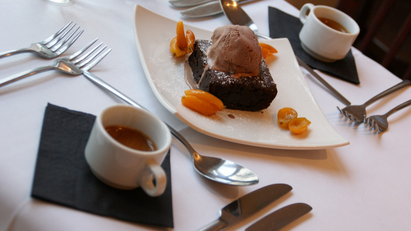 The Cellar Door British In Durham The Gourmet Society Diners Card