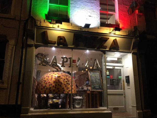 La Pizza