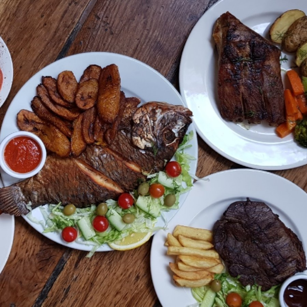 The Hind & PB Lounge
