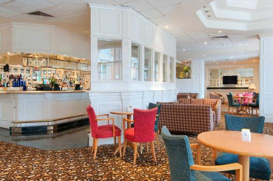 Court Bar at Britannia Birmingham Bromsgrove