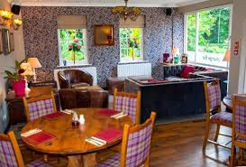 Lounge Bar @ Gables Hotel 